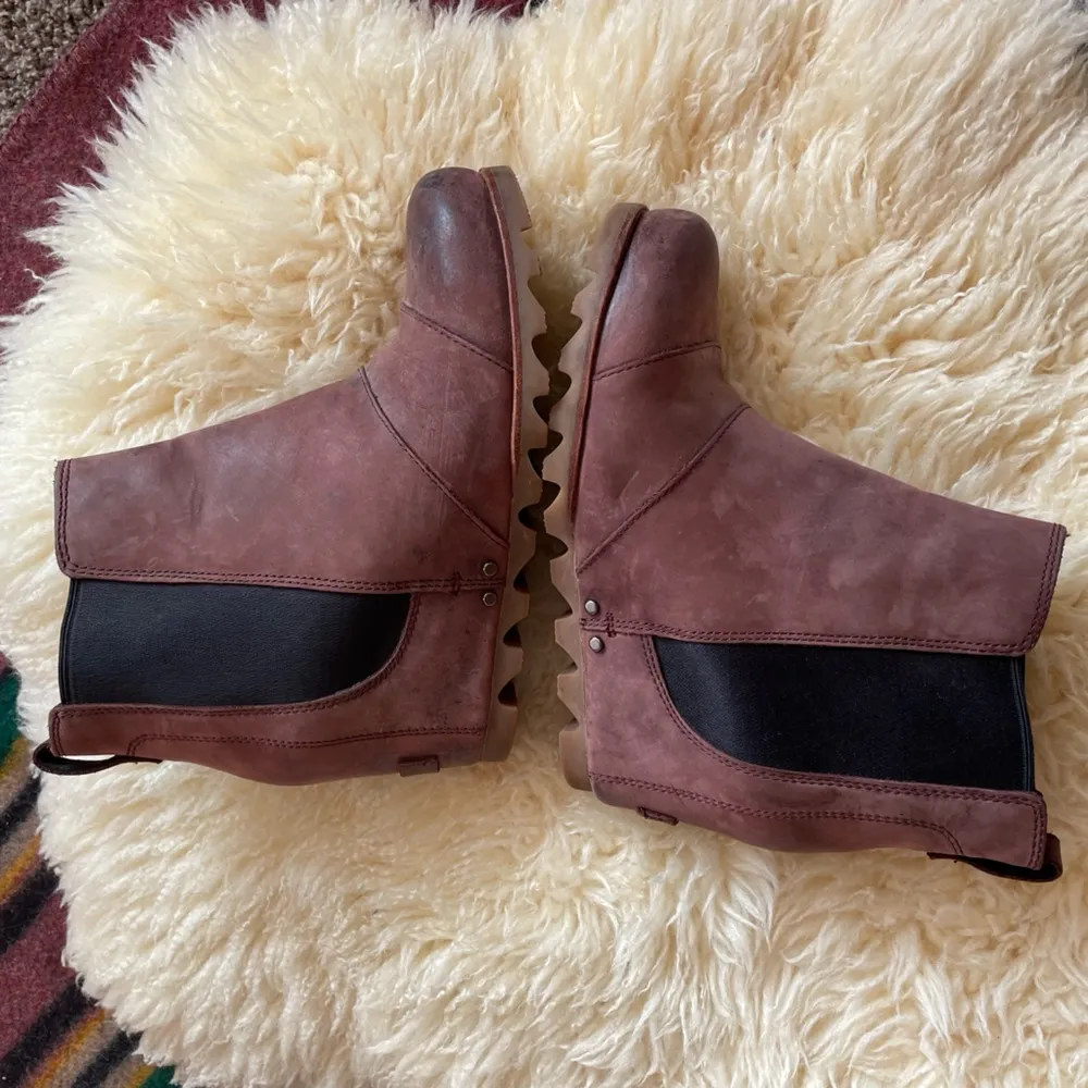 EUC Sorel Lea Wedge Redwood Waterproof Hidden wedge slip on winter boots - Image 7