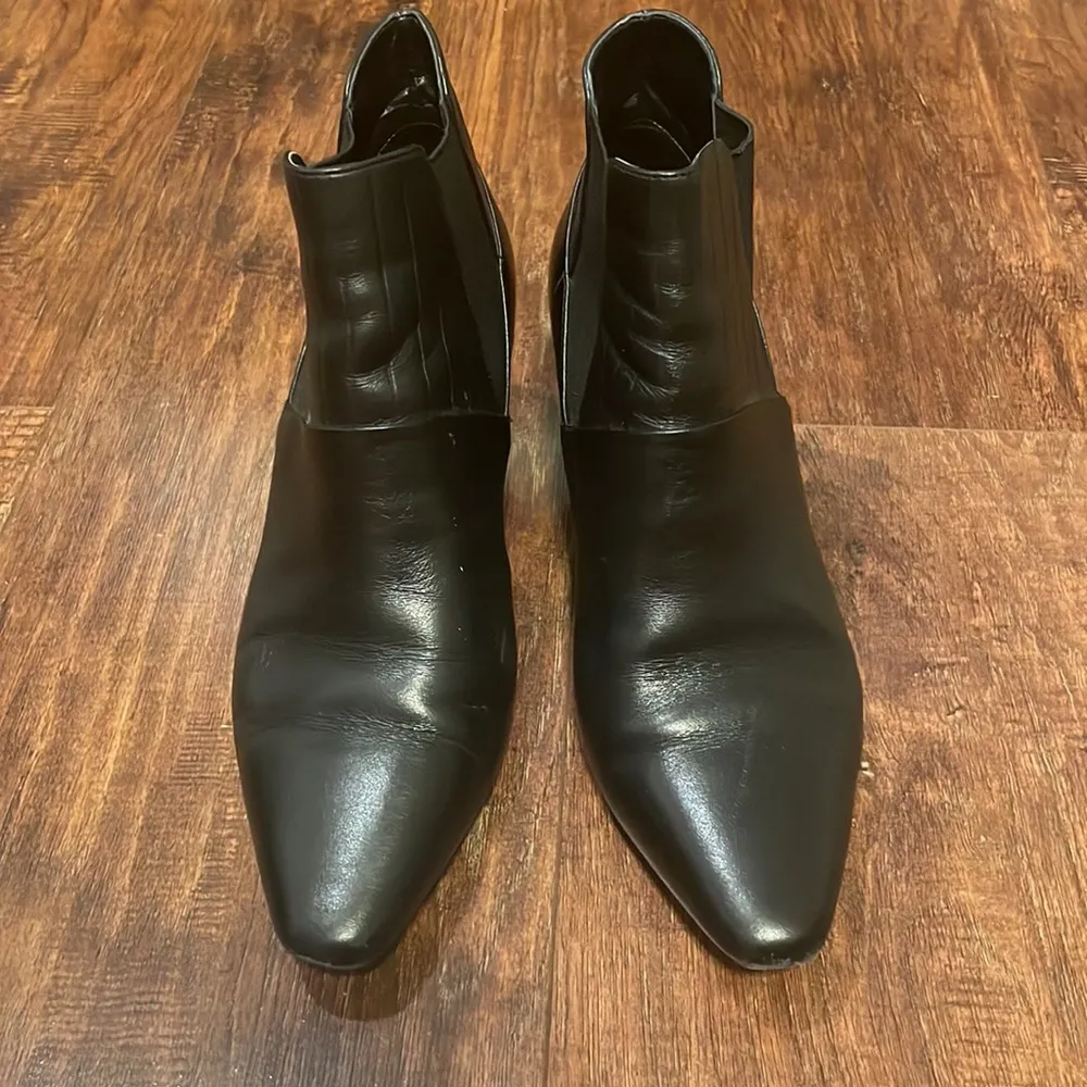 Donald J Pliner Fate leather ankle booties Black Size 6.5 - Image 3