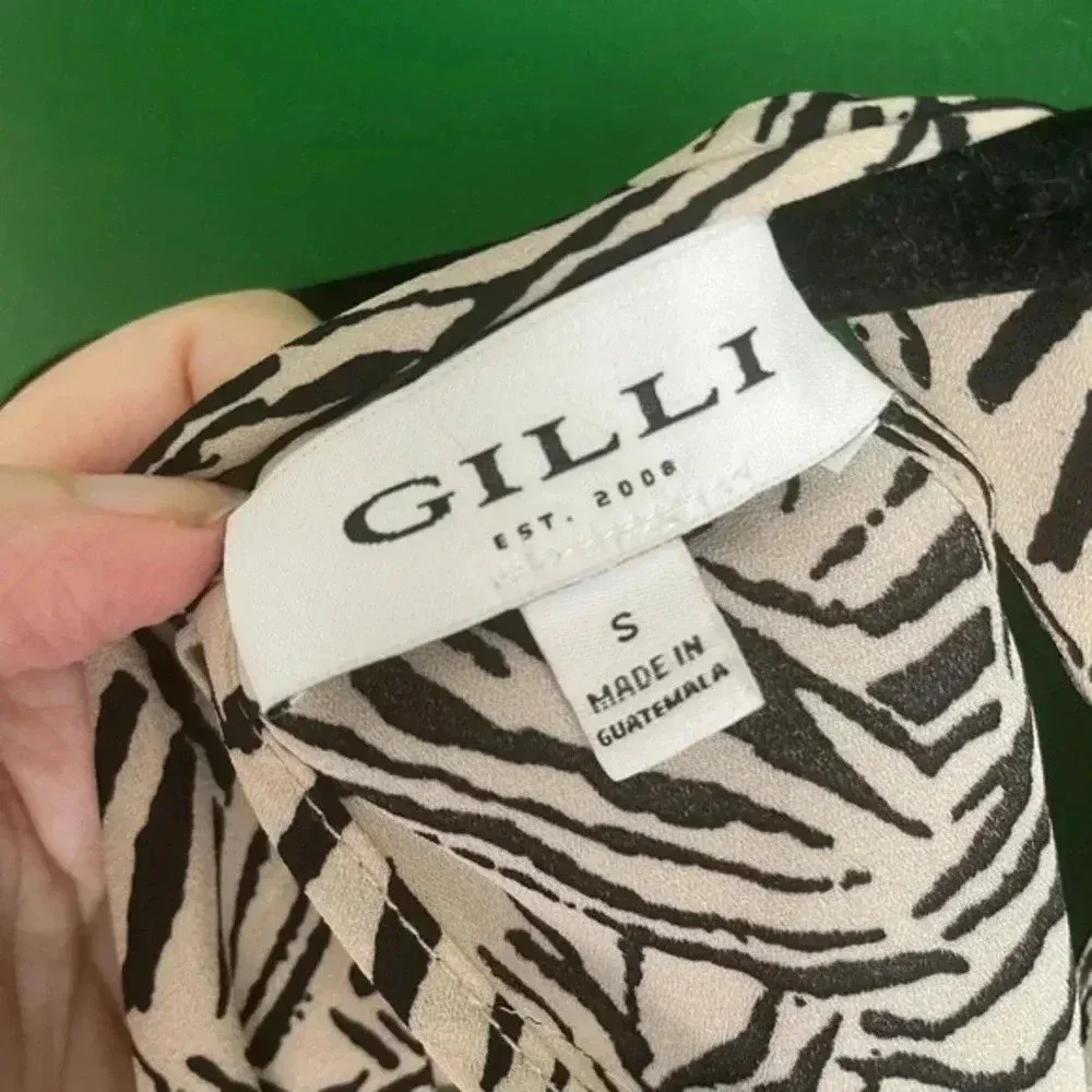 Gilli Sleeveless Dress Blouse Size Small Super‎ Cute for Work! EUC - Image 6