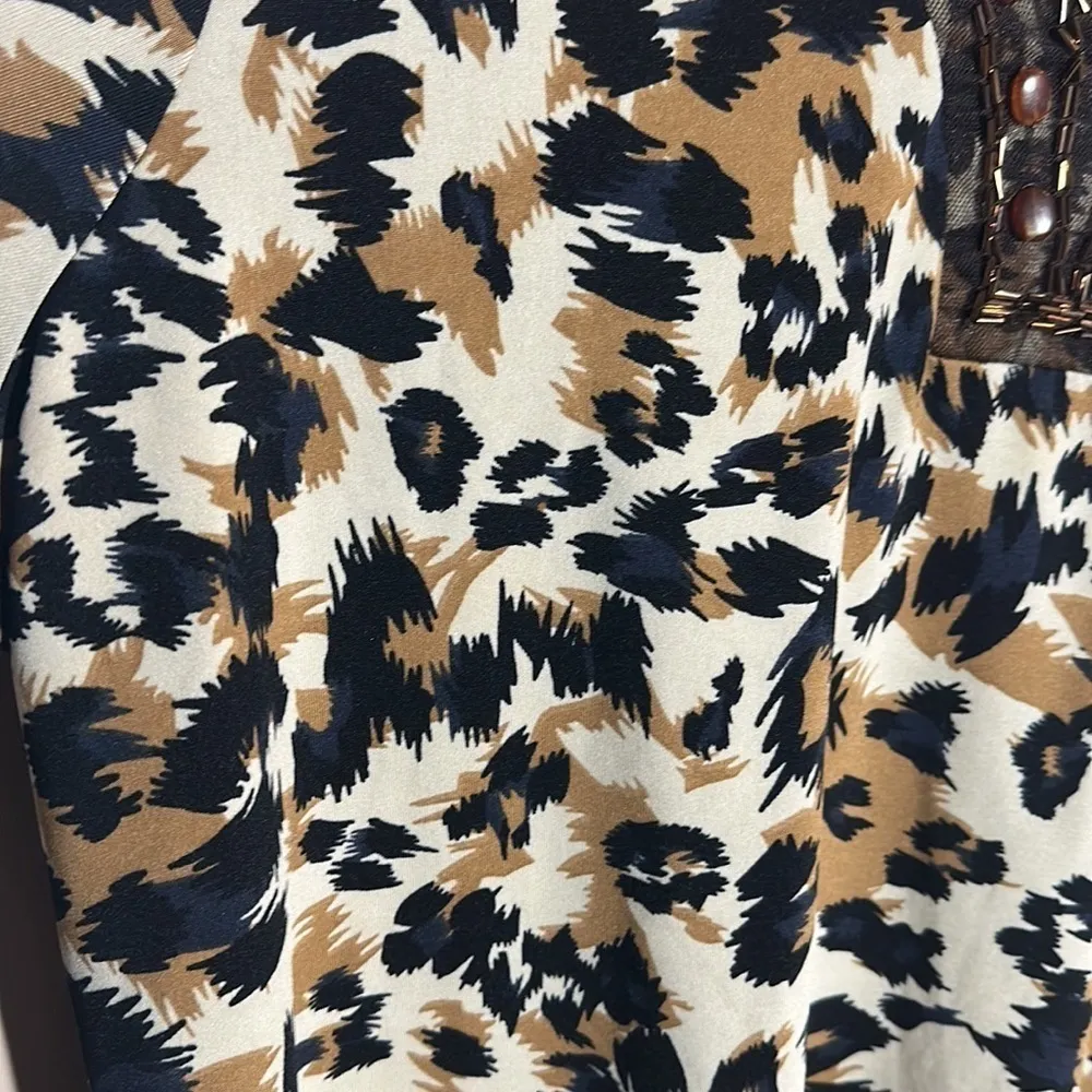Susan Lawerence Animal Print Beaded Top |‎ 3X - Image 3