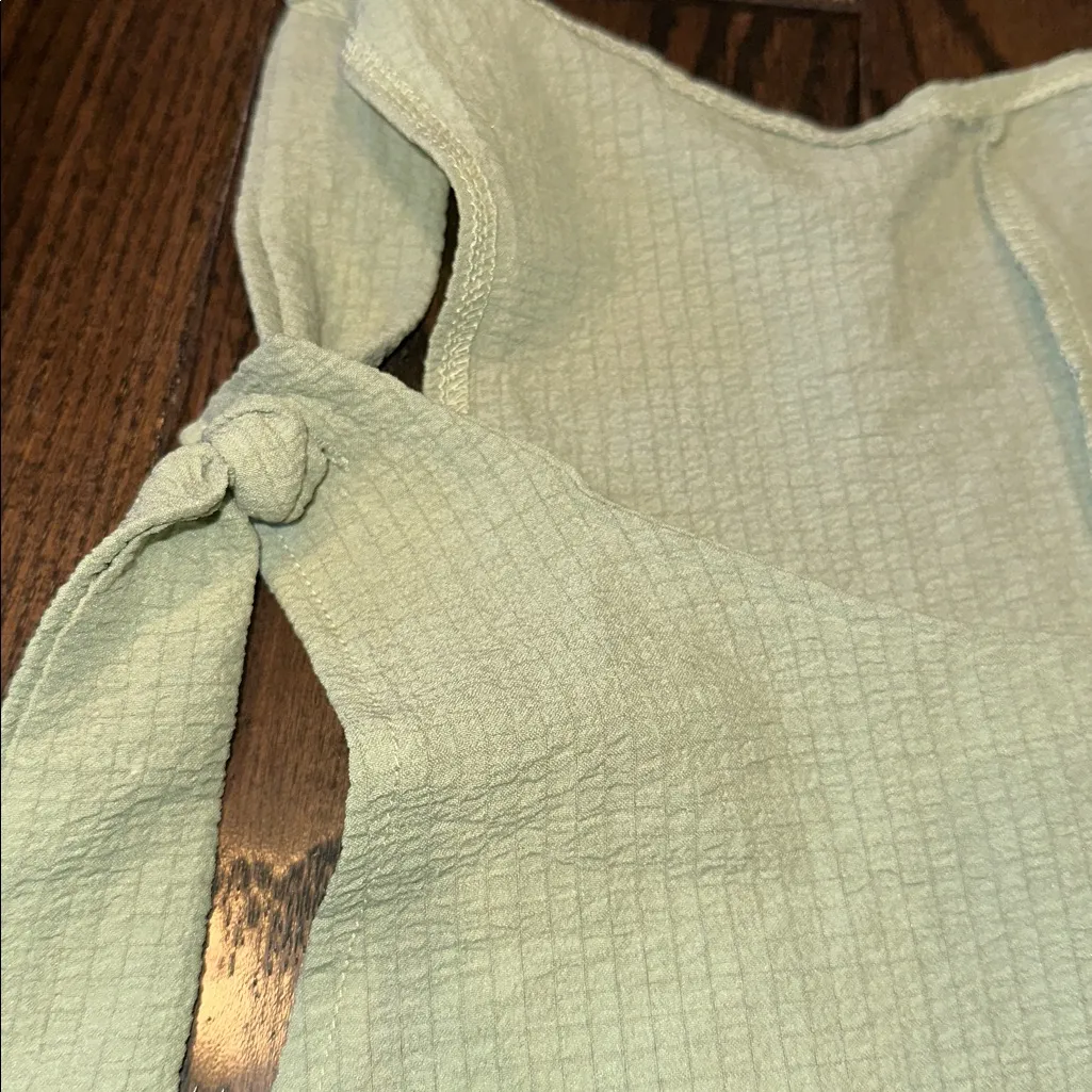 Sage Green Sleeveless Romper size small with pockets - Image 5