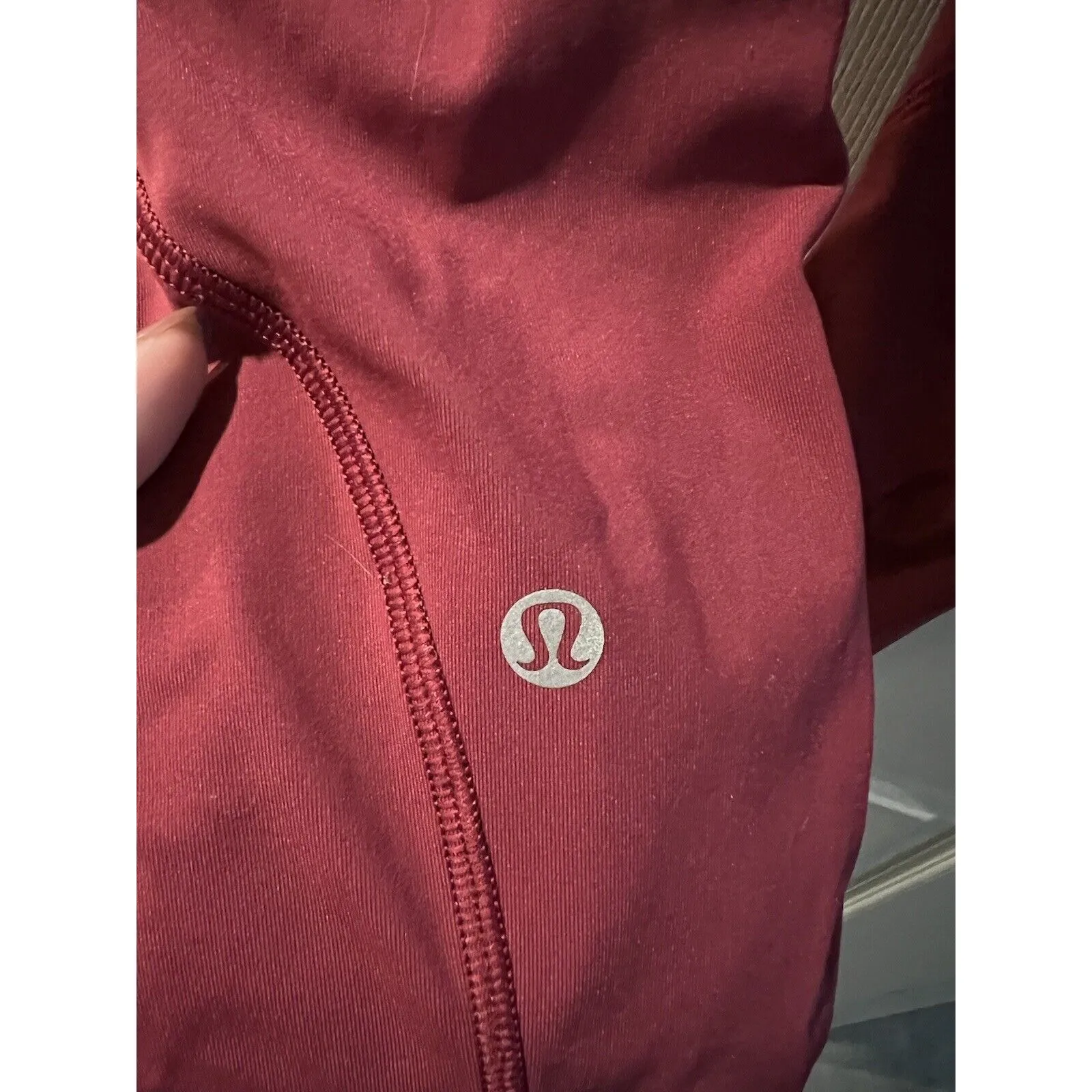 Lululemon All The Right Places Crop‎ Violet Red Womens 6 Pink - Image 5