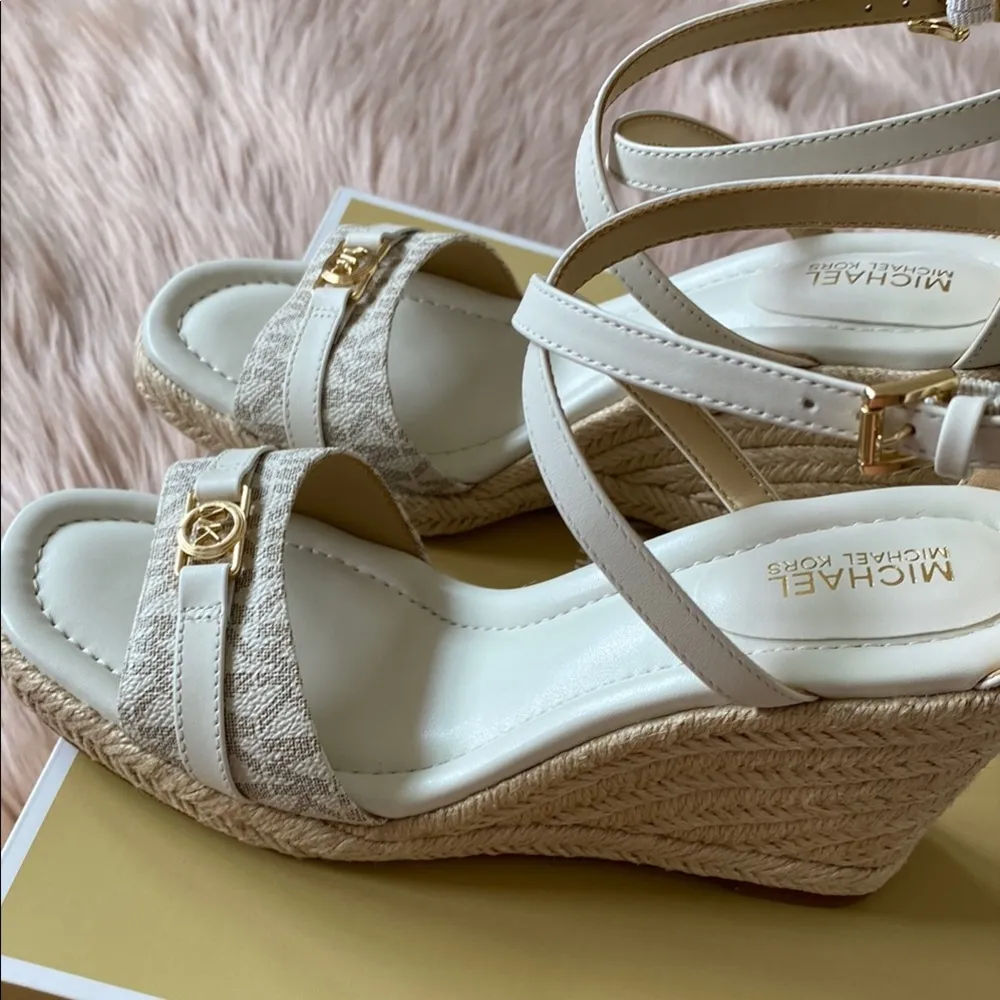 NWT Michael Michael Kors
Mandy Espadrille Wedge Sandals White Size 6.5 - Image 3