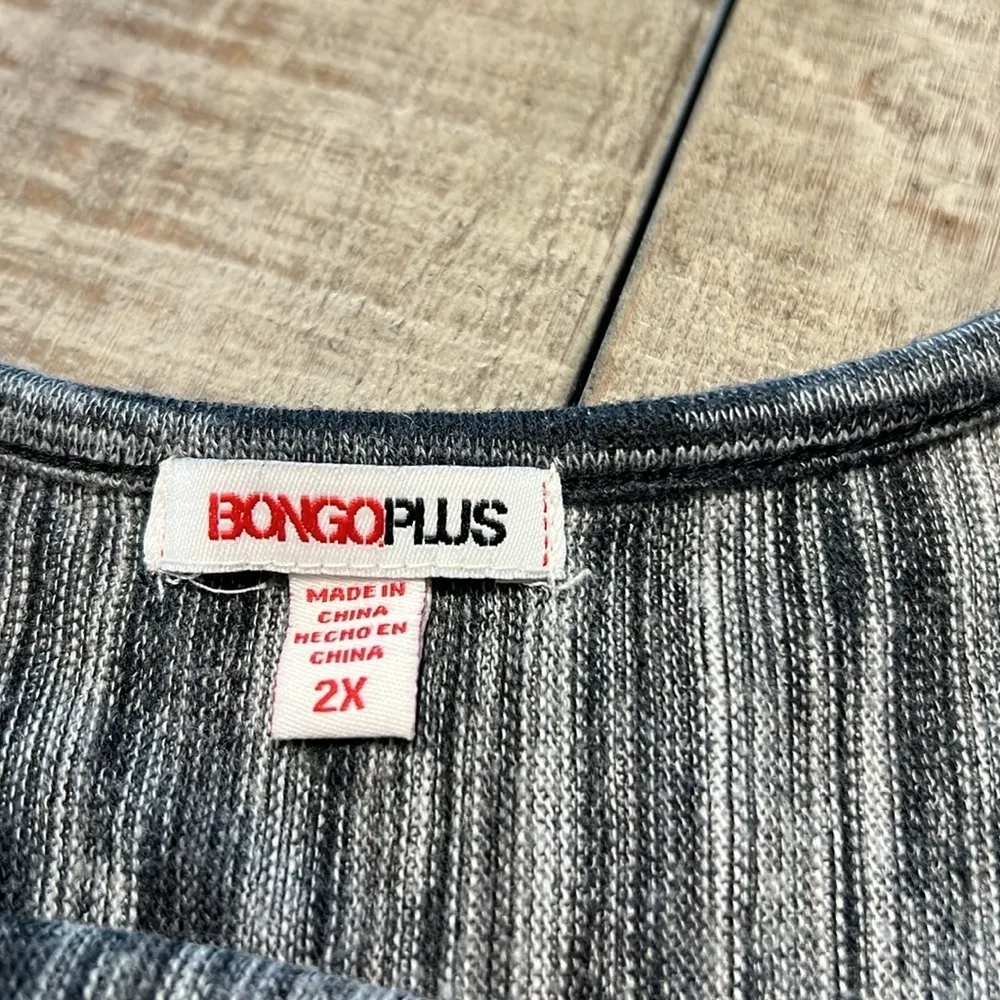BONGO Top Blouse  Pullover black, gray and white Sz 2X Round Neck Short Sleeves - Image 3