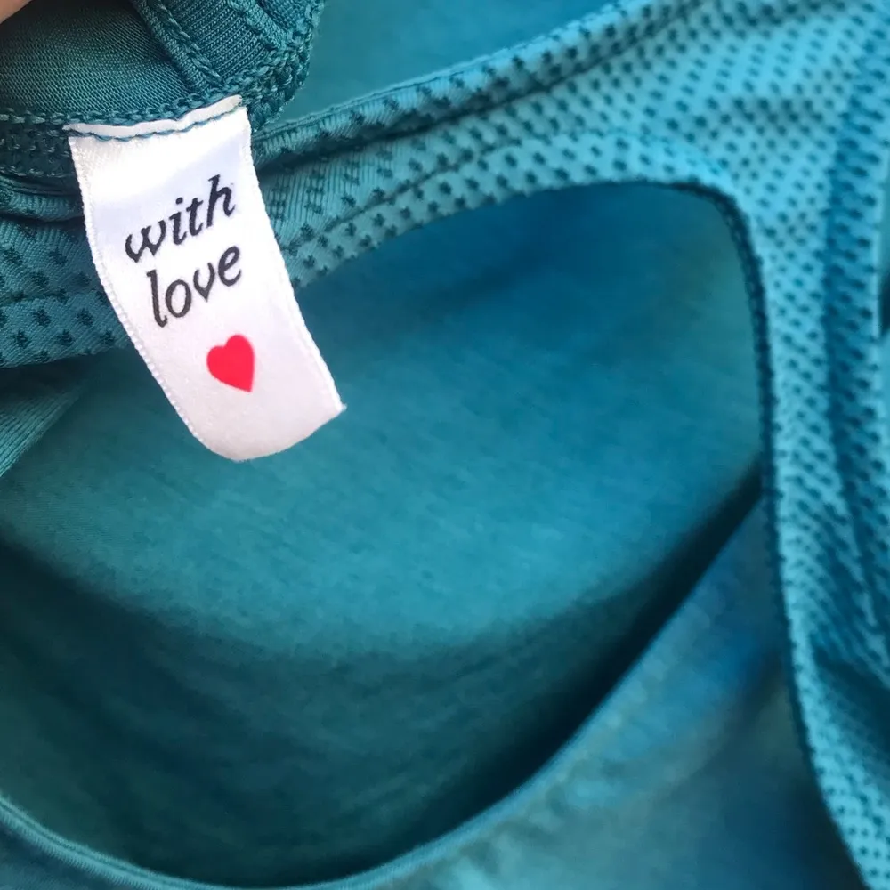 LORNA JANE small blue tank top - Image 5