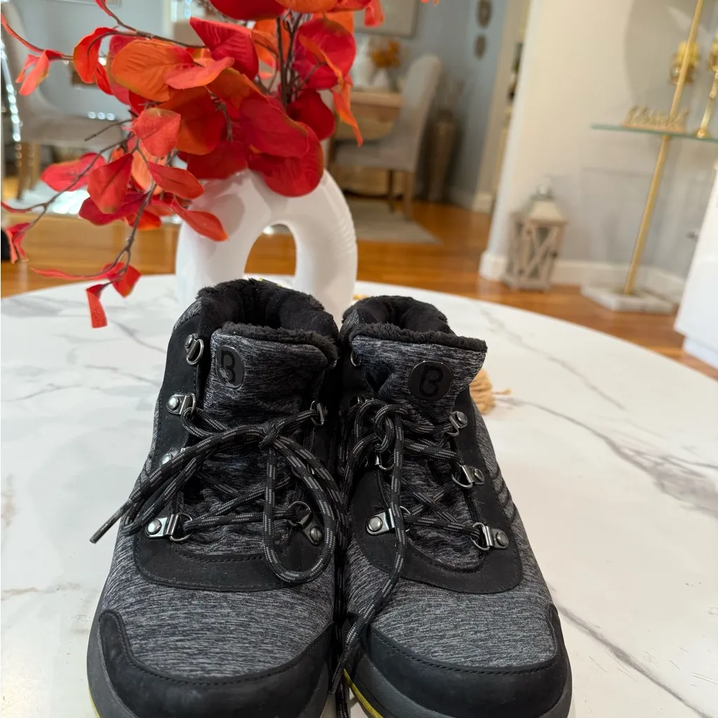 Bzees Black and Yellow Comfort Shoes Size 8.5 - Image 11