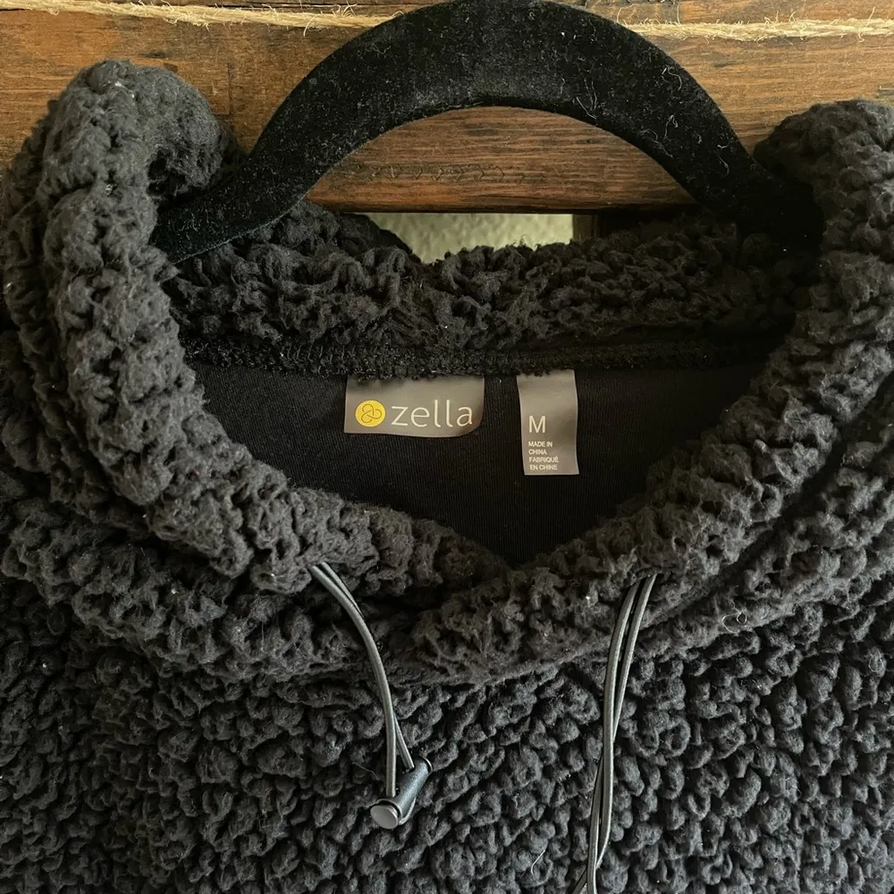 Cassie Black Faux Shearling Teddy Hoodie - Image 5