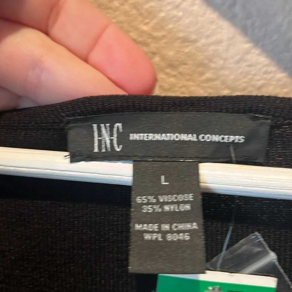 New INC Women’s Geometric Black Blue Tunic v Neck Sweater Size Large NWT - Image 3