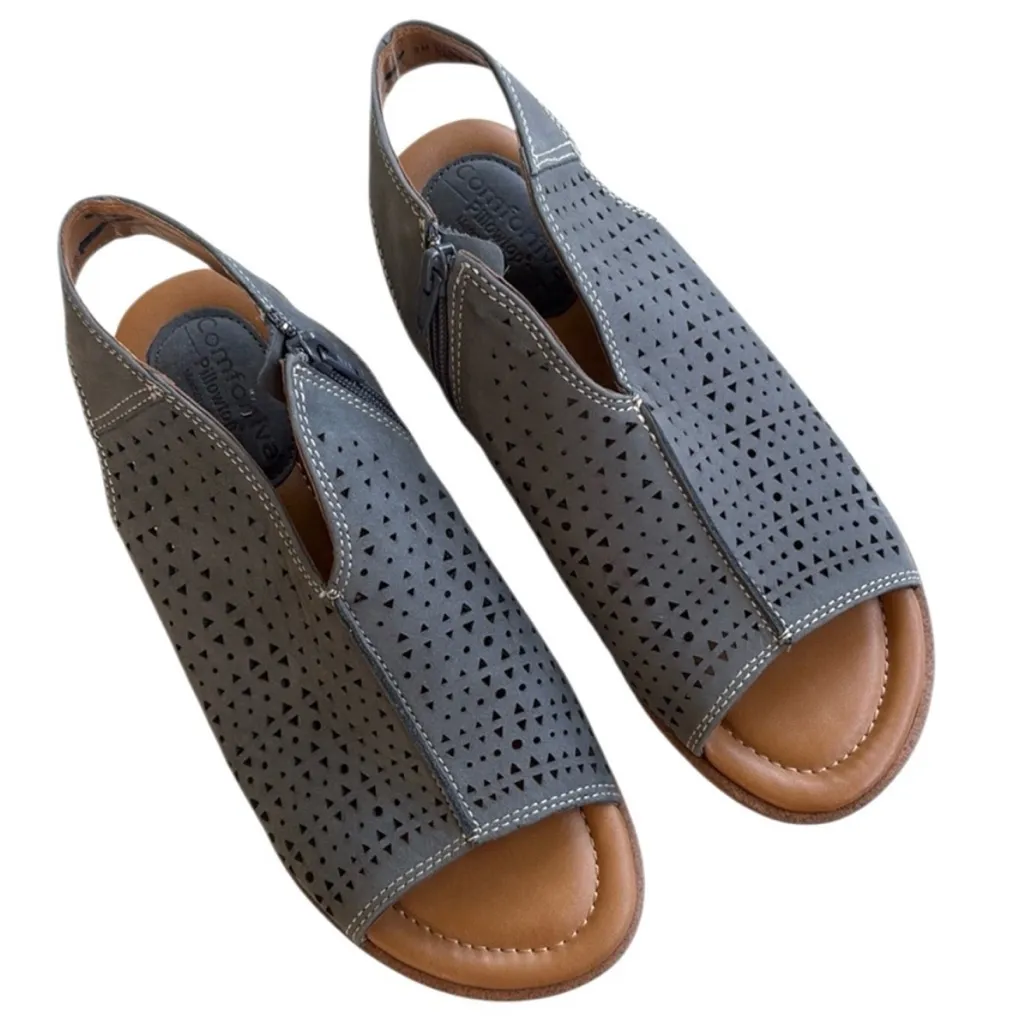 Like New Comfortiva Leather Delsie Sandals Size
9 Retail $120.00 - Image 2