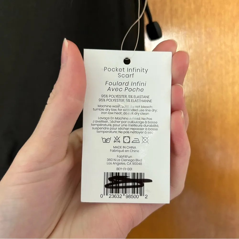 Beyond Yoga Infinity Hidden Pocket Scarf Grey New Casual Travel - Image 5