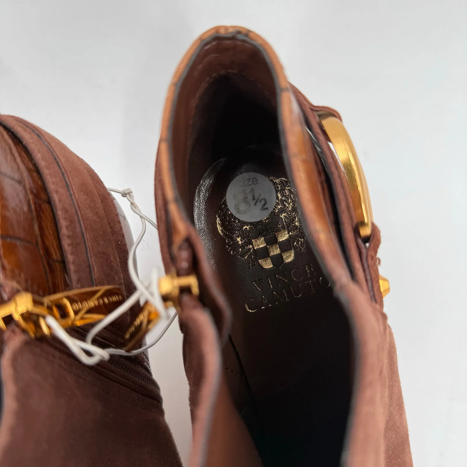 VINCE CAMUTO Selmente Boots SZ 8.5 NWOT Brown Suede Gold Heel Bootie Zipper Croc - Image 7