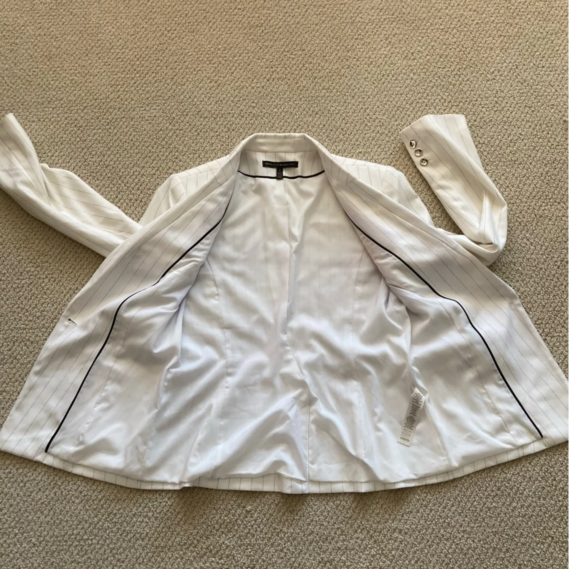 White House Black Market White Pinstriped Blazer Size 6 Suit Coat Soft EUC - Image 7