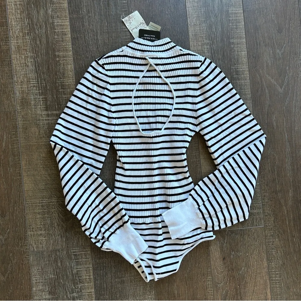 NWT Blurred Lines Knit Sweater Bodysuit Women’s Medium - Image 9