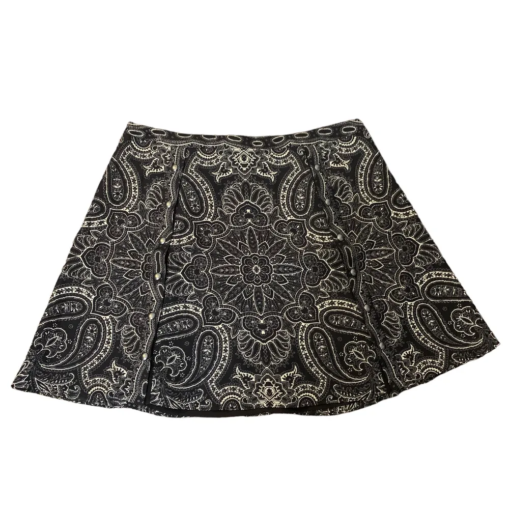 Haute Hippie black & cream paisley silk mini skirt size 10 - Image 9