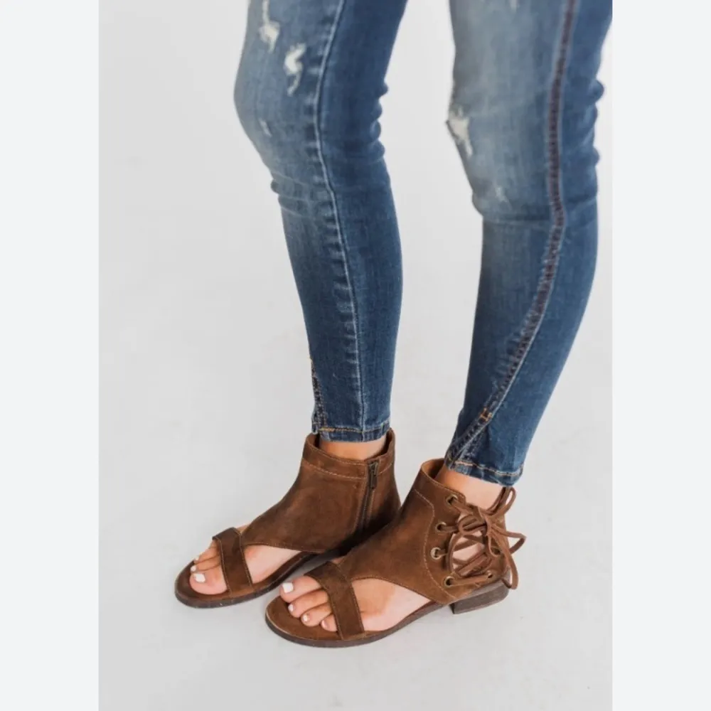 Diba true‎ leather day camp sandals size 7 distressed look Gray - Image 8