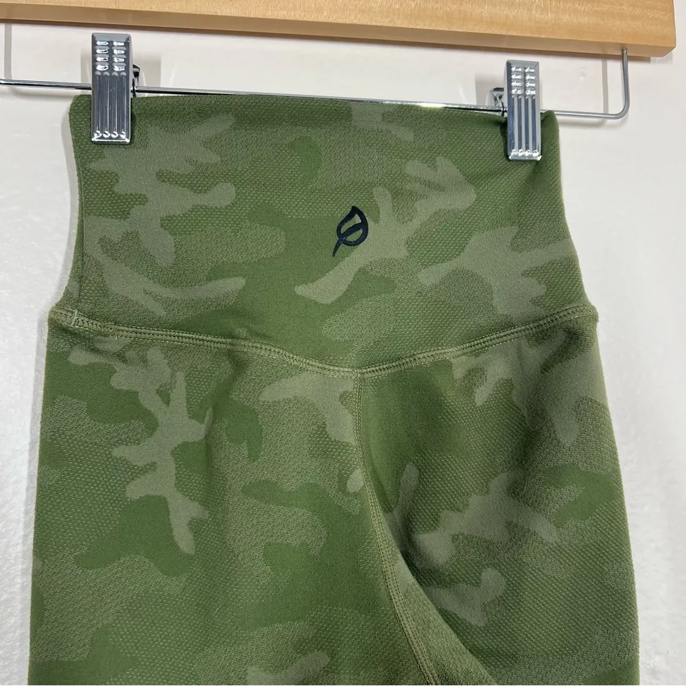 P’tula Green Camo Bike Shorts - Image 9