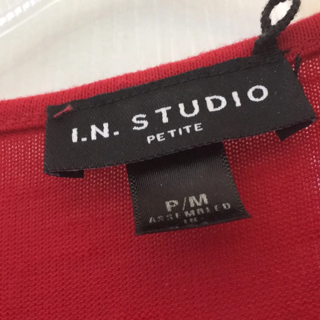 FINAL MARKDOWN Ladies’ I.N. Studio Top (PM) Red Size undefined - Image 4