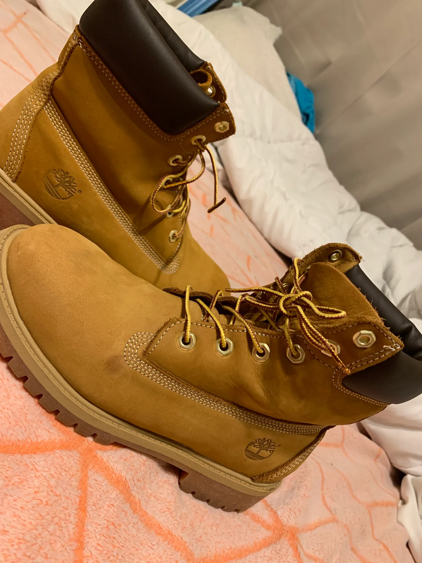 Timberland Classic Boots - Image 2