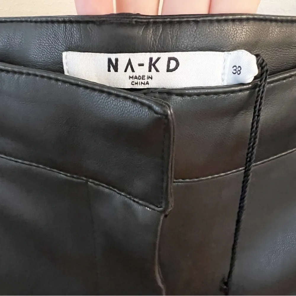 PU Mid Rise Straight Leg Pants Black Size EU 38/ US 8 Faux Leather NEW - Image 8