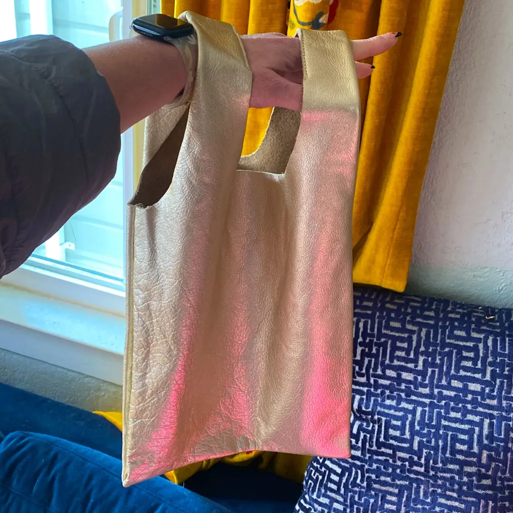 BAGGU Gold Platinum Metallic Leather Tote Bag Purse Small Travel Slouchy - Image 3