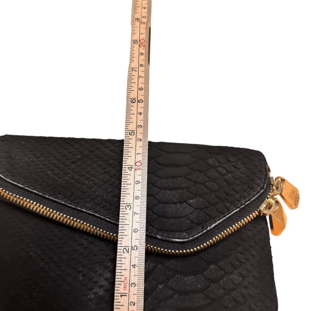 Henri Bendel Black Embossed Leather Wristlet Clutch 7x5 Gold Chain Rare Bag GUC - Image 11