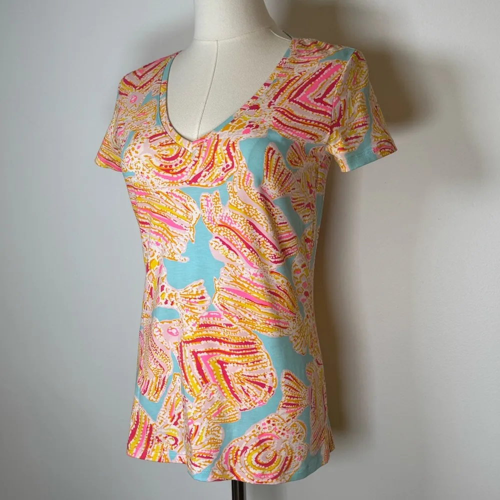 Lilly Pulitzer ‘Michele’ V-Neck Short Sleeve Cotton T-Shirt Women’s Size XS - Image 2