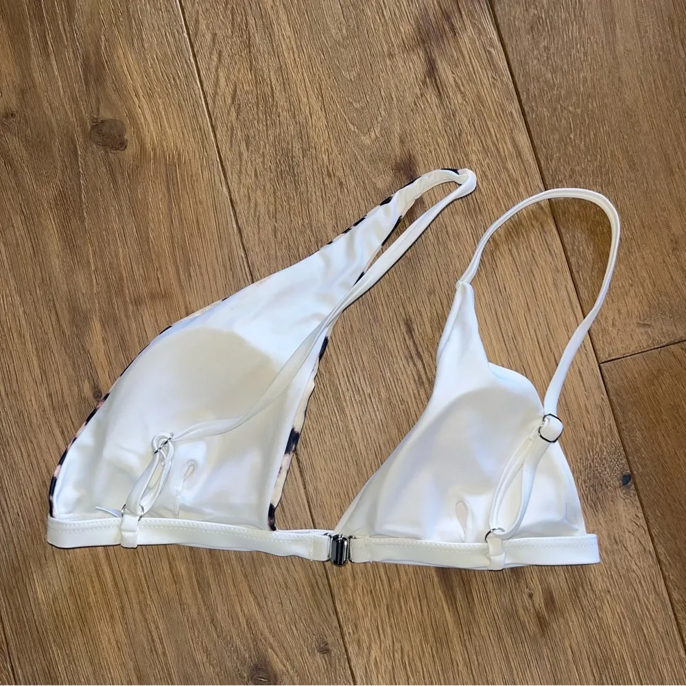 Amazon Asymmetrical leopard print bikini top small color block - Image 3