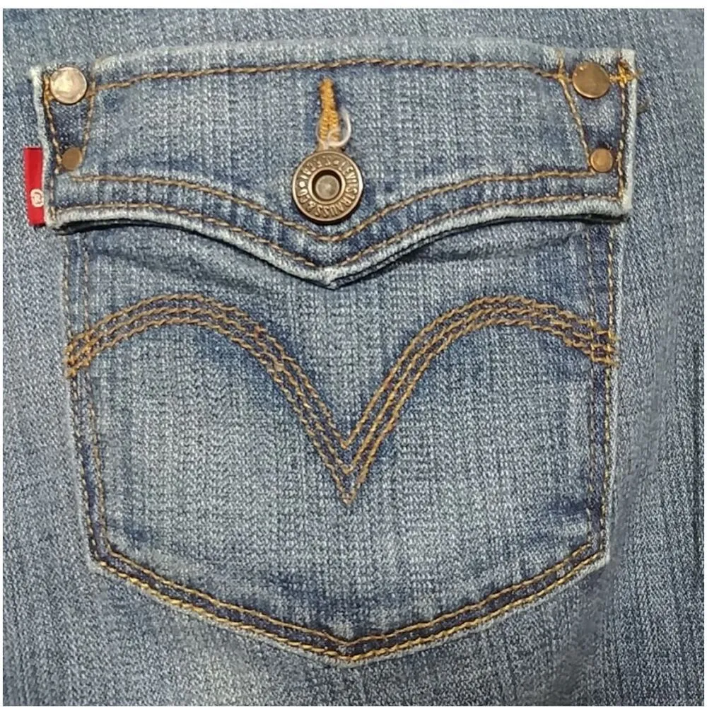 NEW Levi's Capri Cropped Cuffed Hem Jeans 12 - Image 3