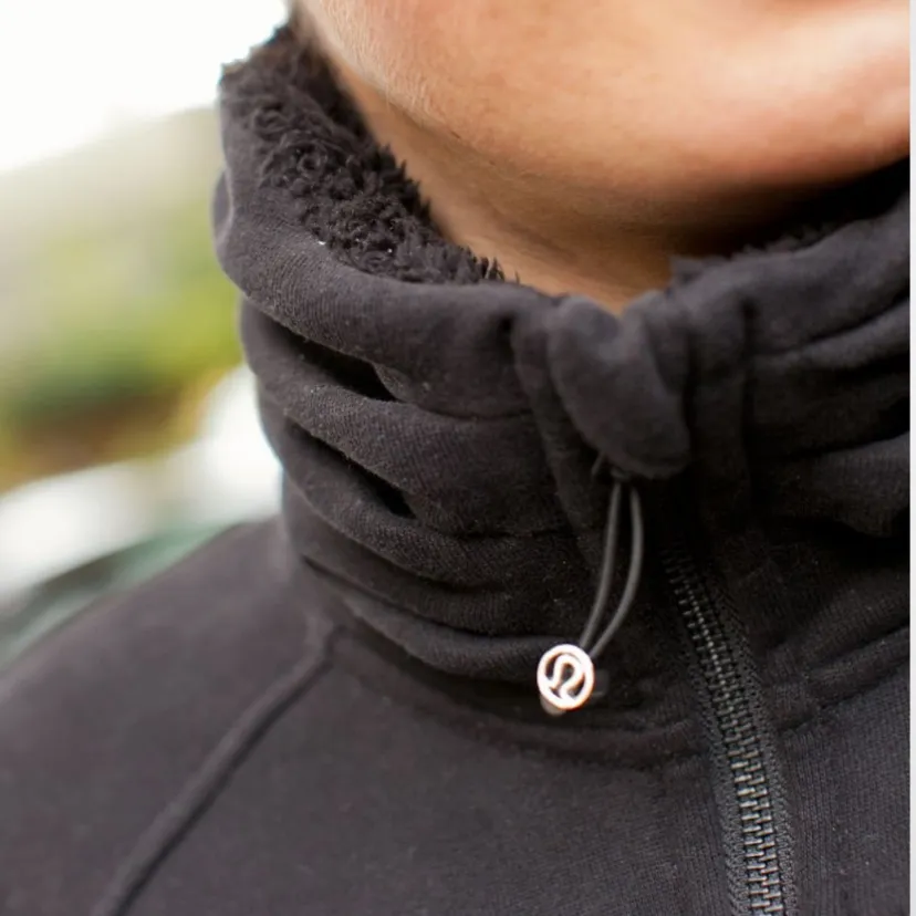 Lululemon Scuba Cuddle Up Jacket Black Womens 8 Zip up Athleisure Outdoors Warm - Image 5