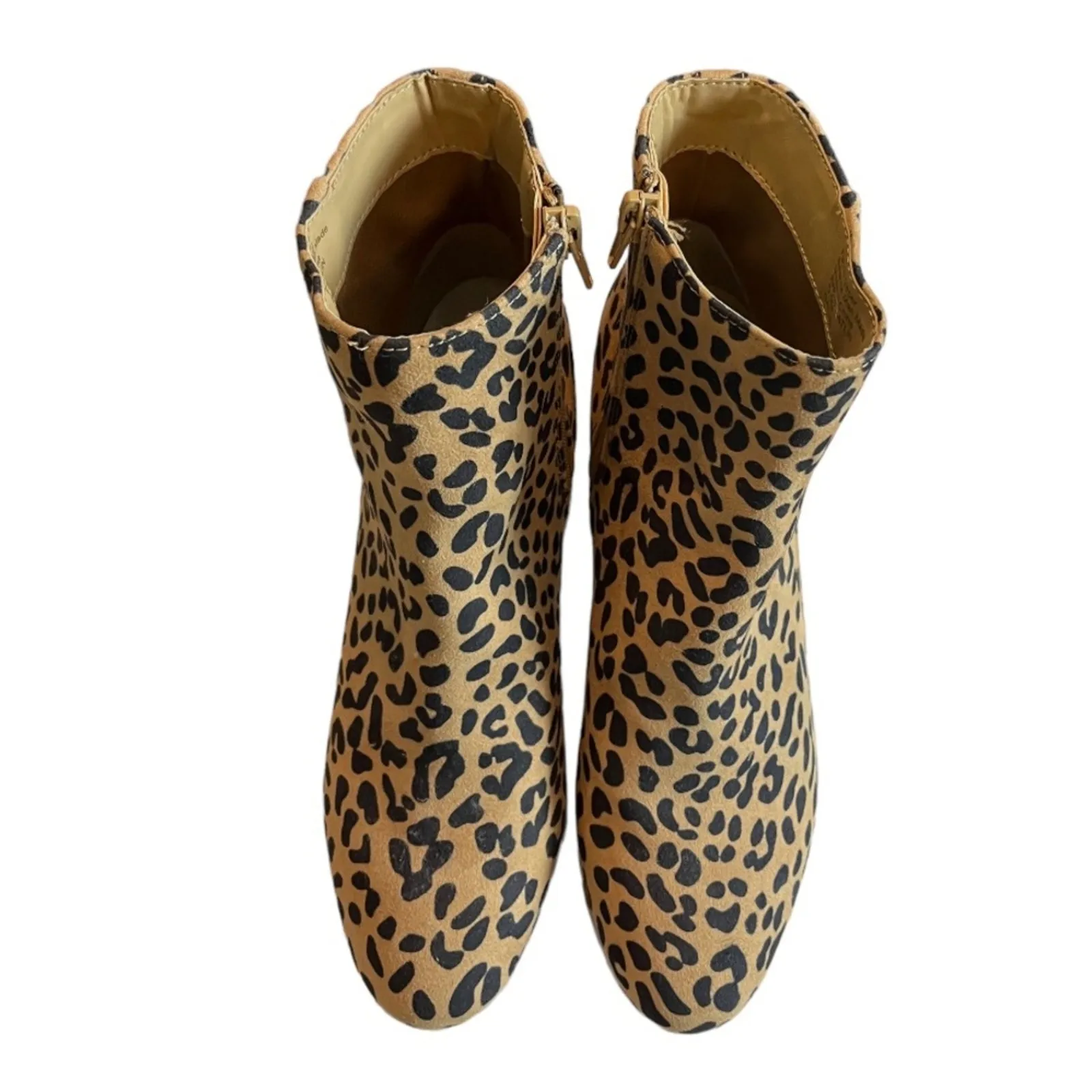 Bar III Women’s Booties Gatlin Block Heel Ankle Leopard Print Fabric Upper 5.5M - Image 5