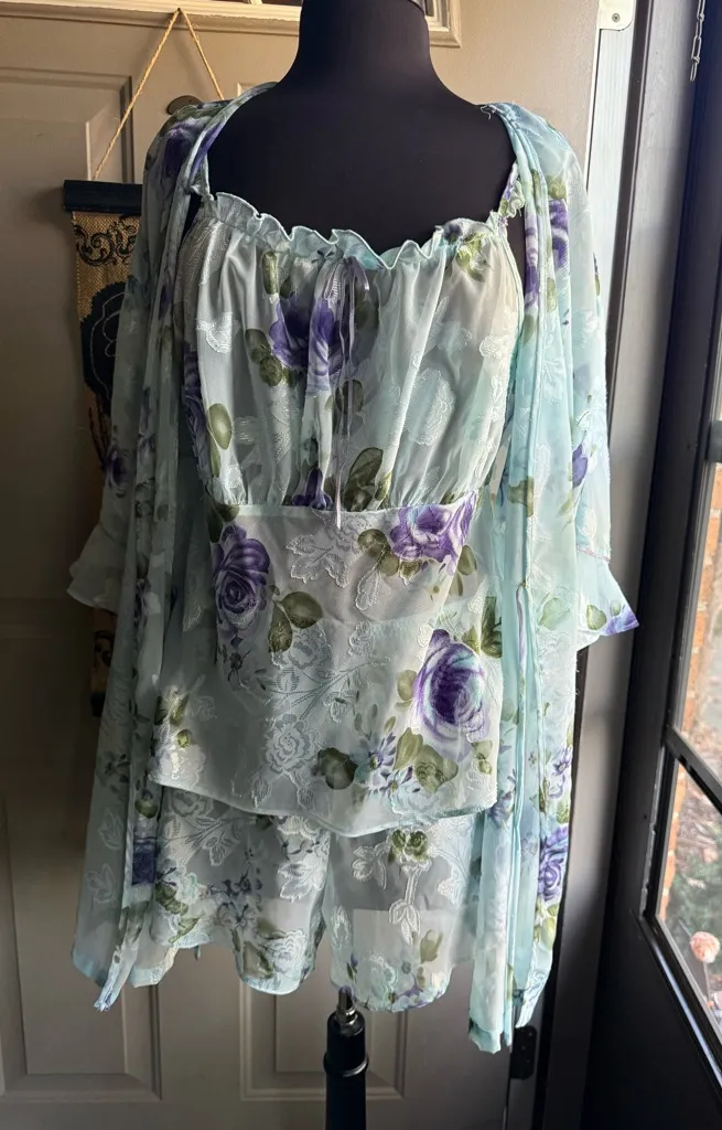 Vintage Y2K Secret Treasures sheer floral tank shorts set with robe, size large Blue - Image 1