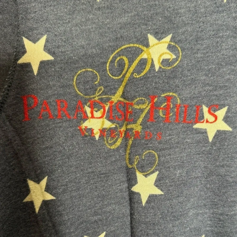 RED WHITE AND ROSÈ STAR Vineyard‎ Tank Size Medium Blue - Image 4