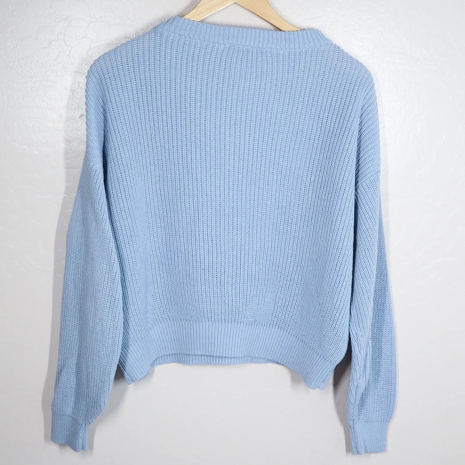 Brandy Melville Light Blue Ribbed Knit Cropped Sweater - Image 2