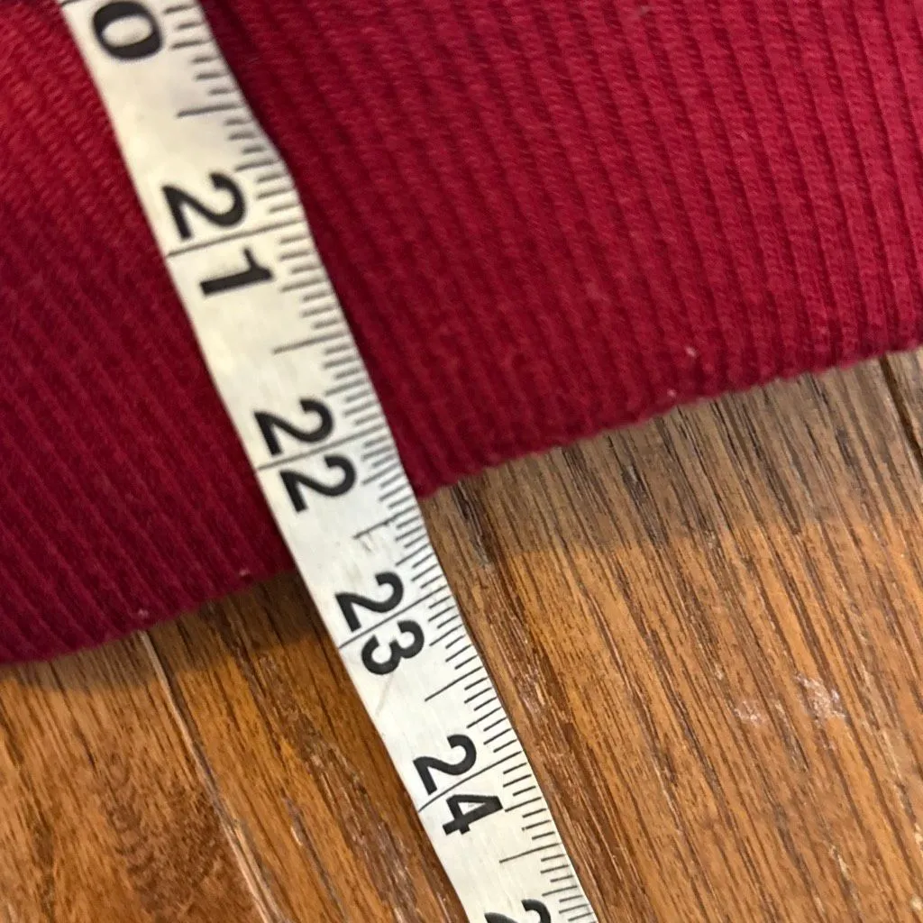 Boohoo red velvet quilted bomber jacket size small - Image 7