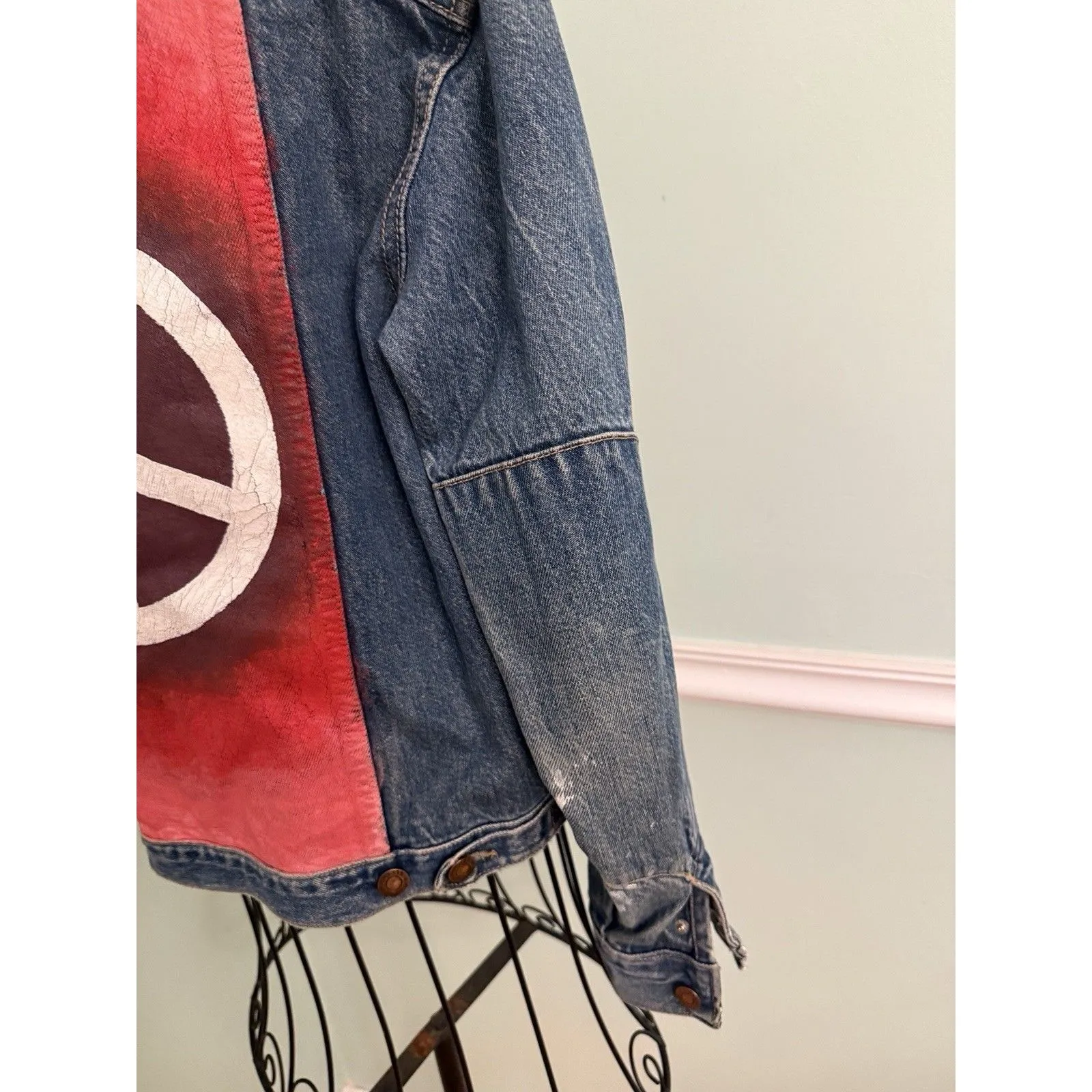 Vtg 90’s Calvin Klein Denim Jean Jacket Blue hippie SZ M Peace Daisy Painted - Image 6