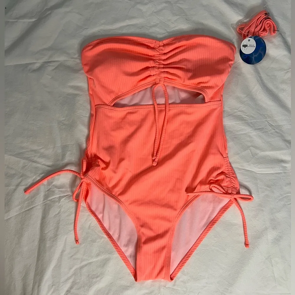 Decree Womens Exotic Textured Monokini One Piece Swimsuit in Tropical Coral S - Image 3
