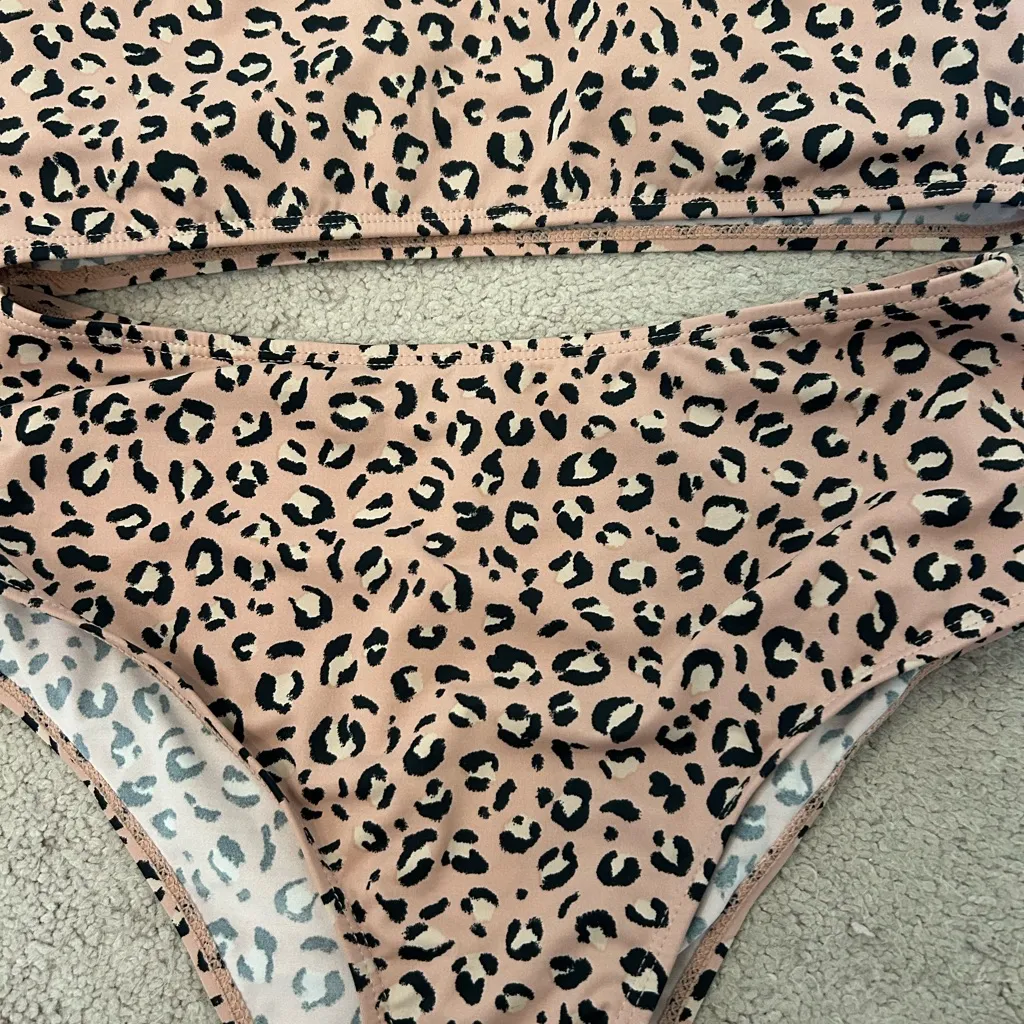 SHEIN Cheetah Print Bikini Medium - Image 2