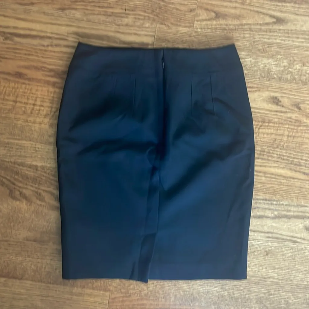 Ann Taylor Loft Classic Black Pencil Skirt Size 0 Petite Work Office Zip Stretch - Image 4