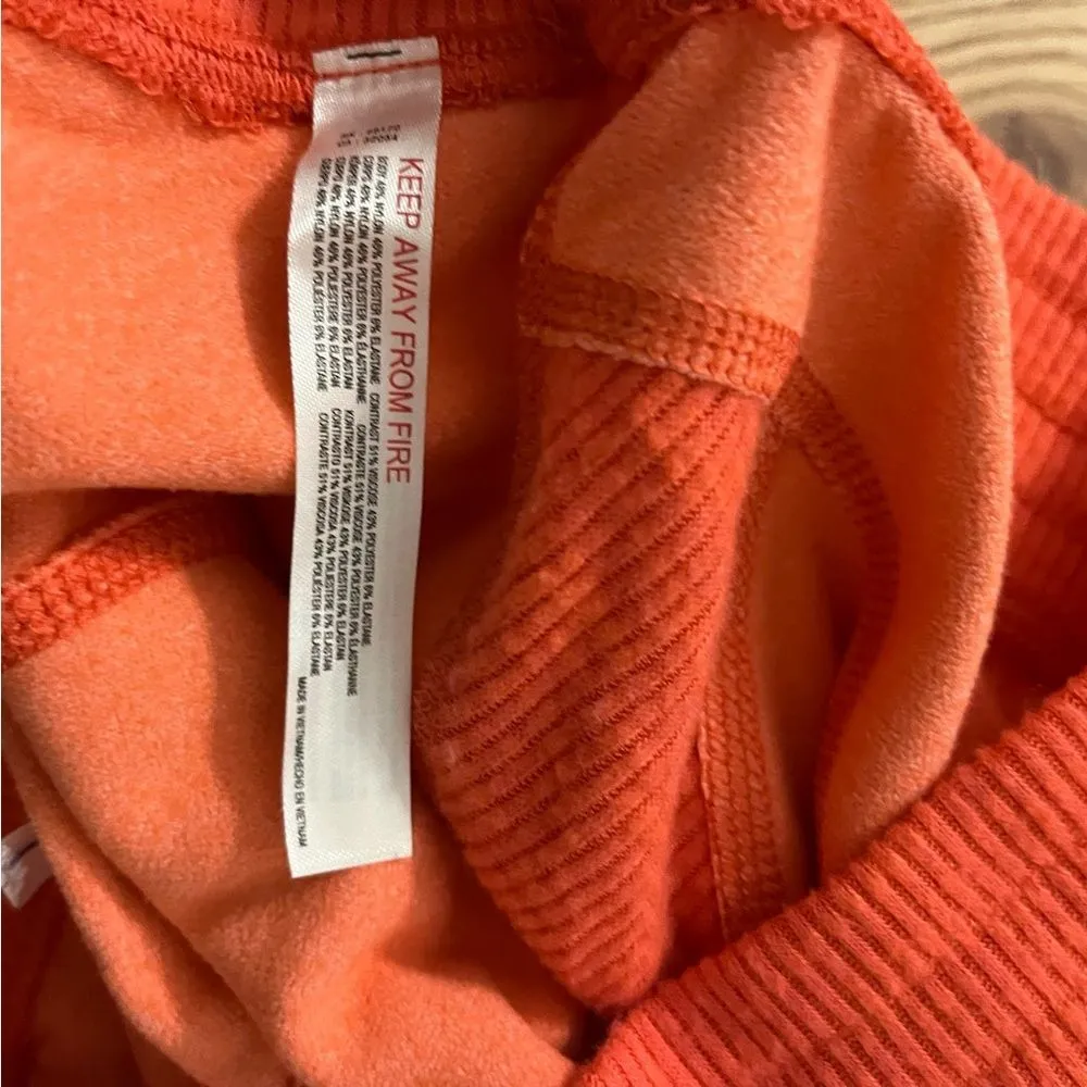 NWOT Free People Undercover Colorblock Leggings
FP Movement- Size M - Image 11