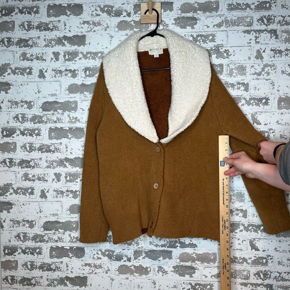 Barefoot dreams | women Sherpa fuzzy blazer two tone - Image 3