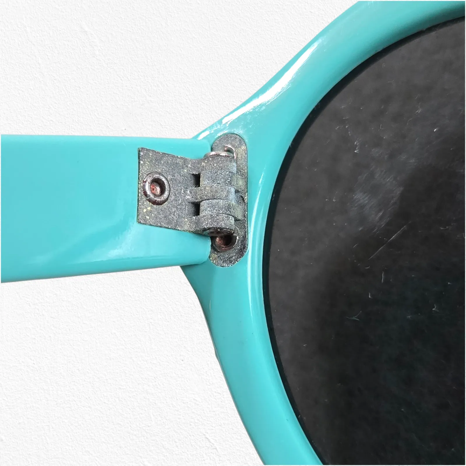 1960s Vintage Aqua Blue Mod Sunglasses Riveted Round Frame Retro Mod Eyewear - Image 7