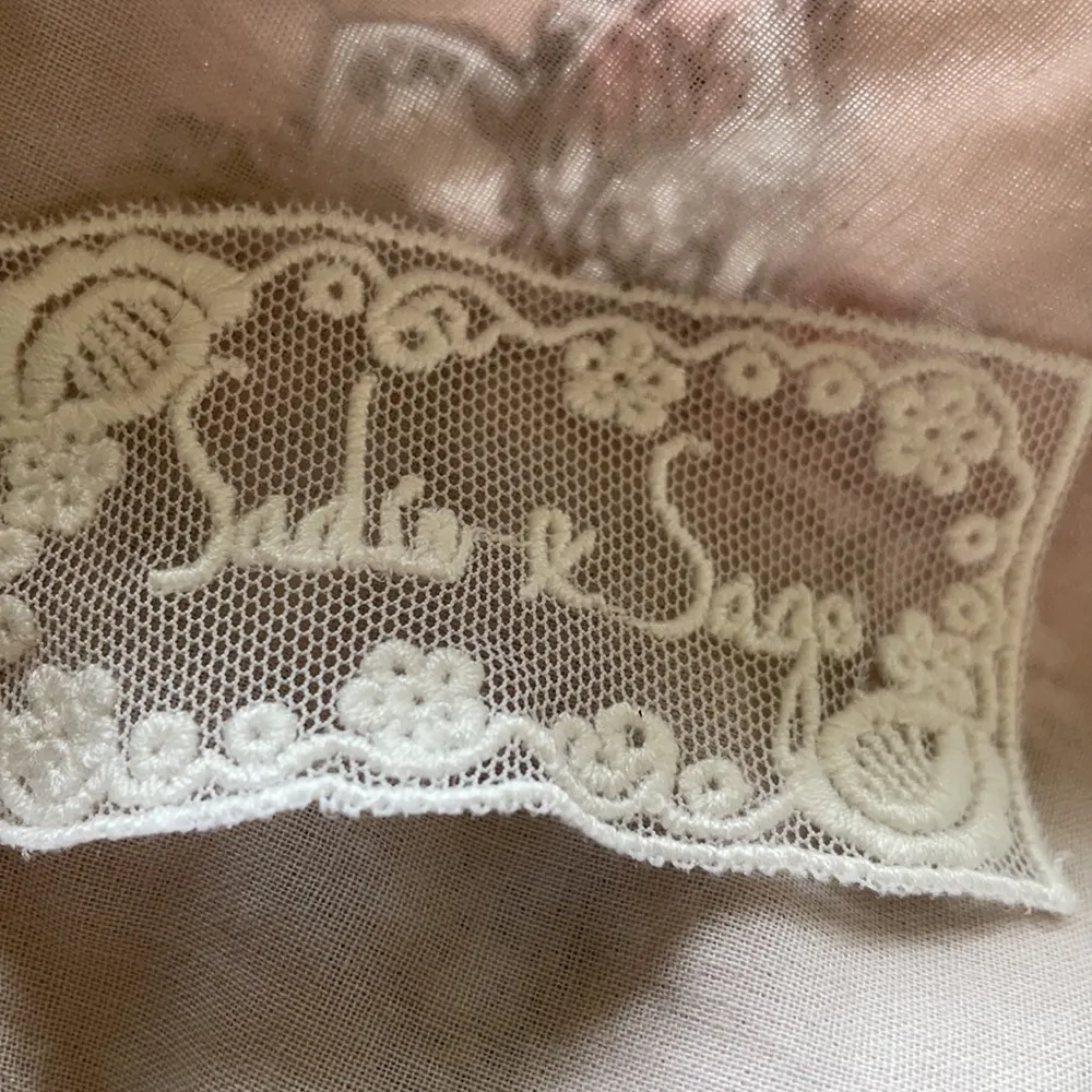 Sadie and Sage  floral cold shoulder dress - Image 6