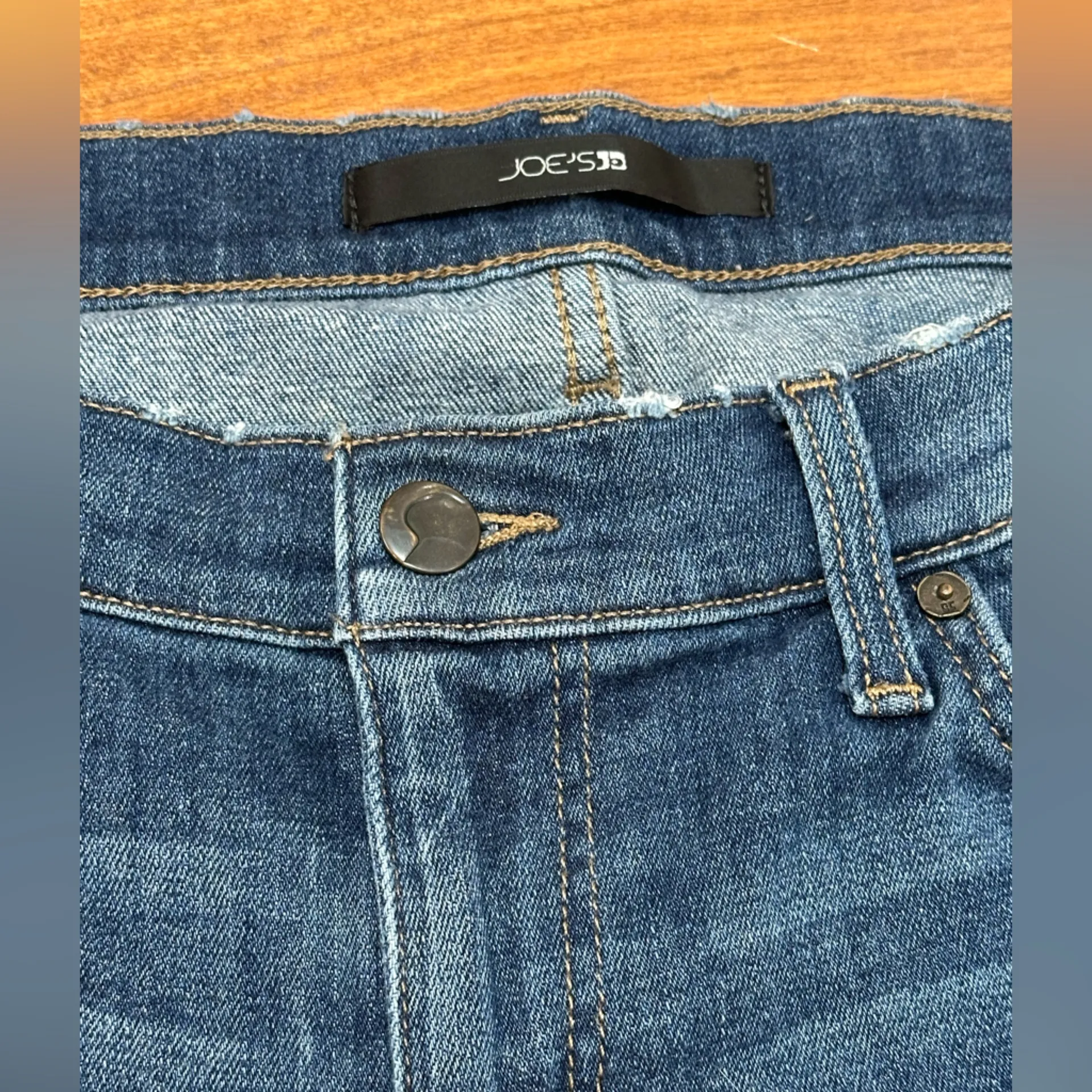 Joe’s Jeans Women’s Denim Shorts Size 26 Distressed Rolled Hem Blue Stretch - Image 5