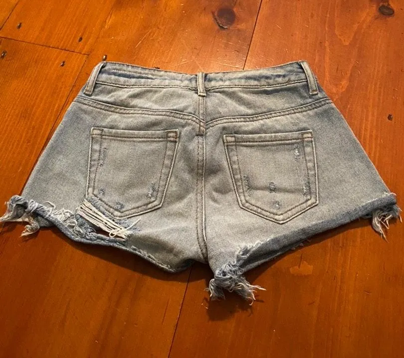 PacSun High Waisted Shorts - Image 2