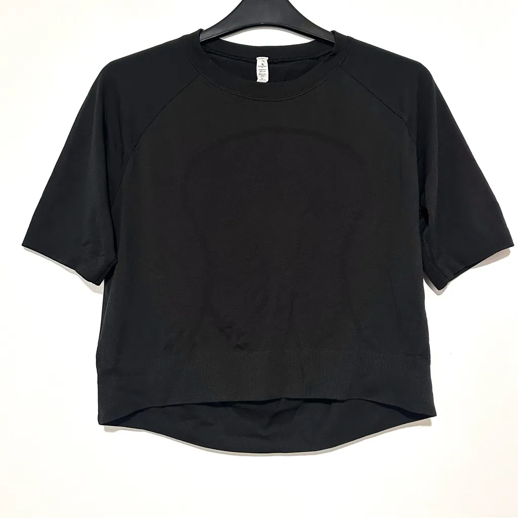 Lululemon Swiftly Train Tee Size 14 - Image 4