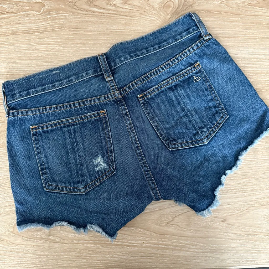 Rag & Bone 24 Cut Off Short Johny Medium Wash Distressed - Image 4