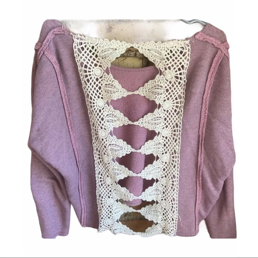 ✨HP✨Free People Crochet Open Back Sweatshirt✨ - Image 4