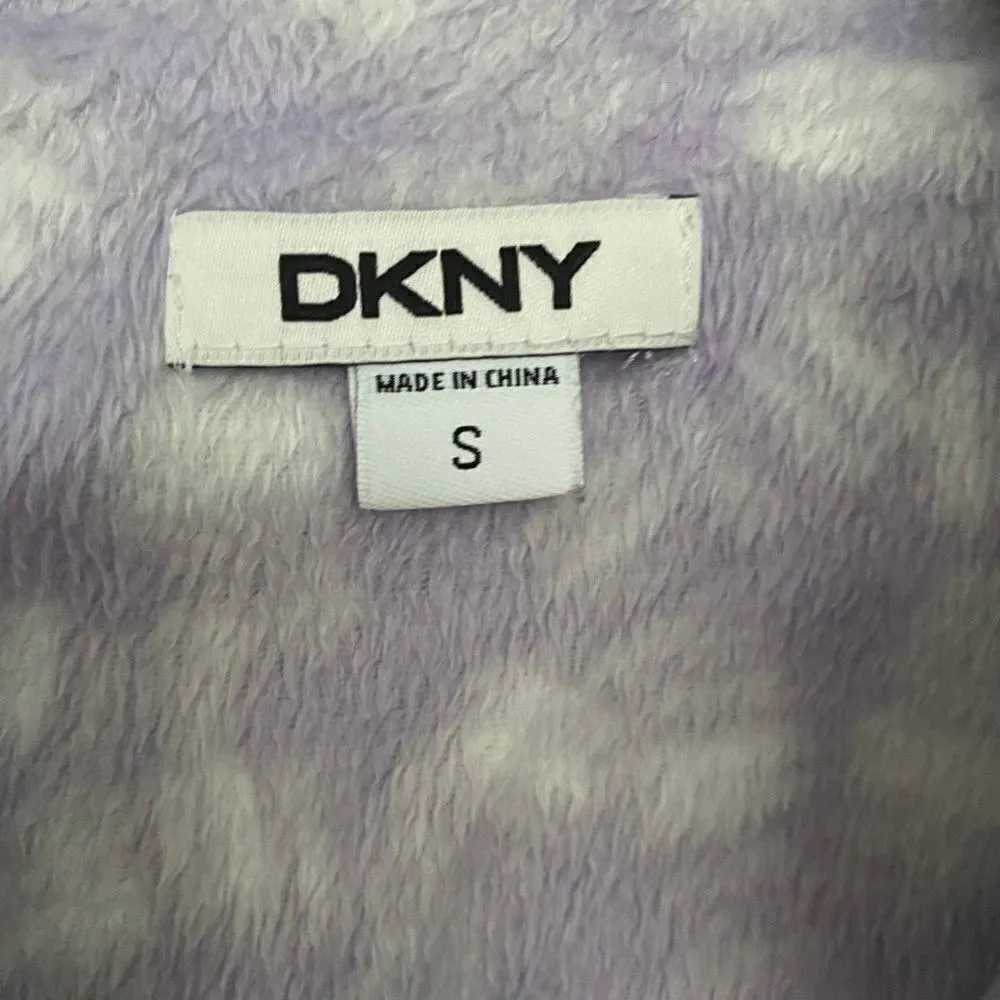 DKNY SZ S fleece pajama set - Image 7