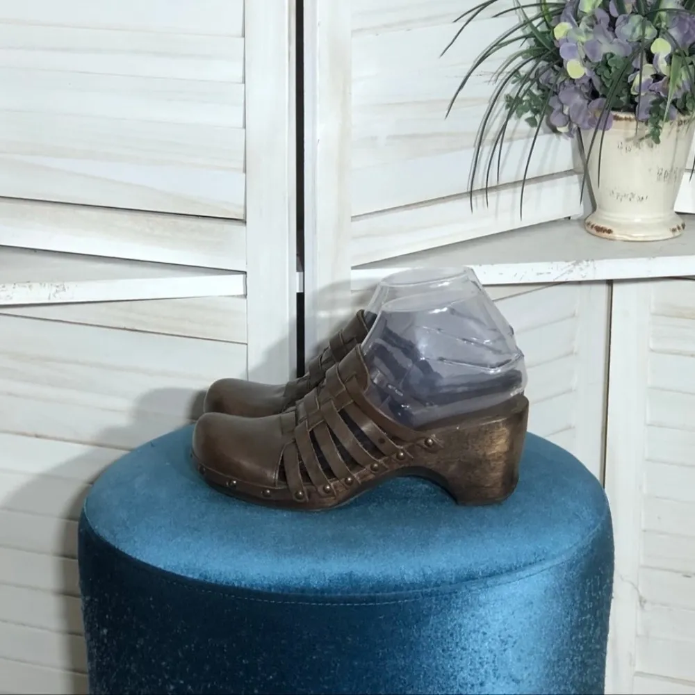 Kenneth Cole Reaction Studded Clogs Shoes Strappy Leather Dark Brown Women's 7 - Image 6