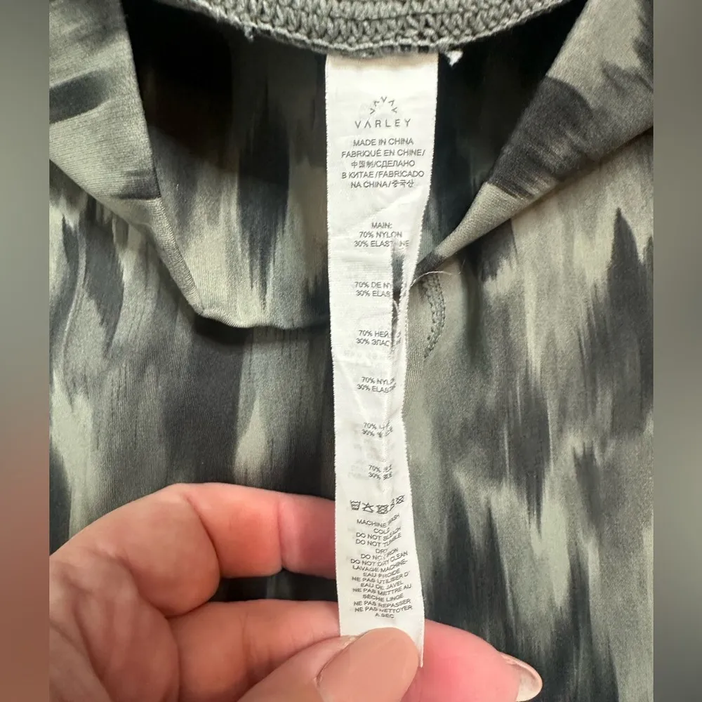 Varley Luna High Ruse Leggings in Watercolor Aztec Animal Print, Size XS - Image 6